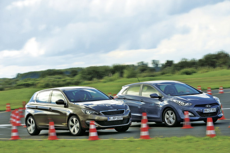 Hyundai i30 kontra nowy Peugeot 308: mała kierownica, duże aspiracje