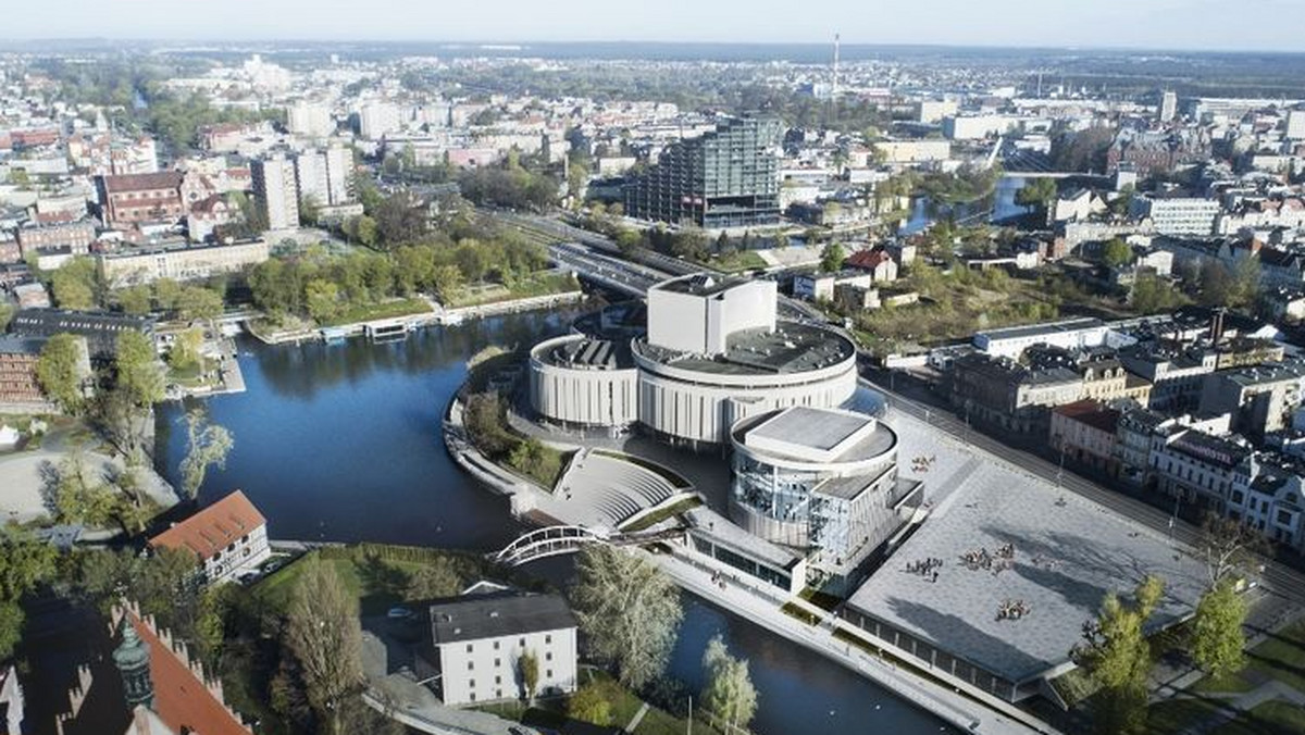 Rozbudowa bydgoskiej Opery Nova o czwarty krąg jest już pewna. Kosztami modernizacji po połowie podzielą się samorząd województwa kujawsko-pomorskiego oraz miasto Bydgoszcz.