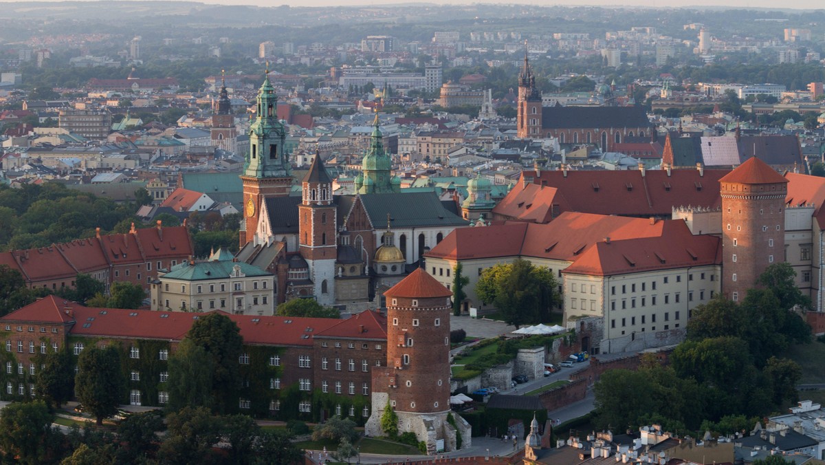 WAWEL ILUSTRACJE