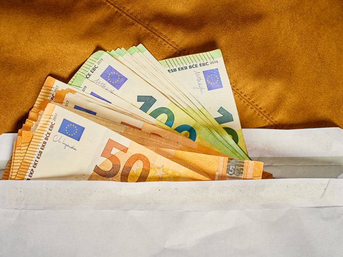 Gde čuvati novac u kući: Feng šui otkriva 5 mesta koja privlače bogatstvo i obilje