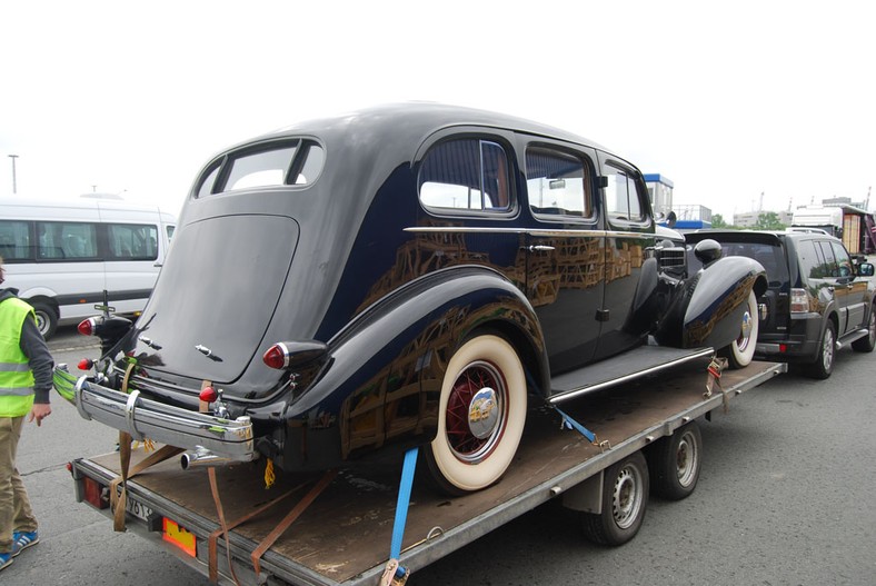 Cadillac Marszałka - Odbudowa Cadillaca 355D Fleetwood Special