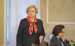 Prof. Małgorzata Gersdorf o protestach w obronie SN: Dostałam świeczkę od organizatorów. Było ciemno, to ją wzięłam