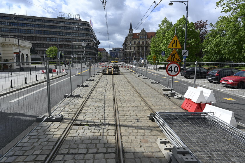 Remontują w centrum