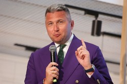 Piesiewicz - Nitras 1:0. Prezes PKOl zostaje na stanowisku