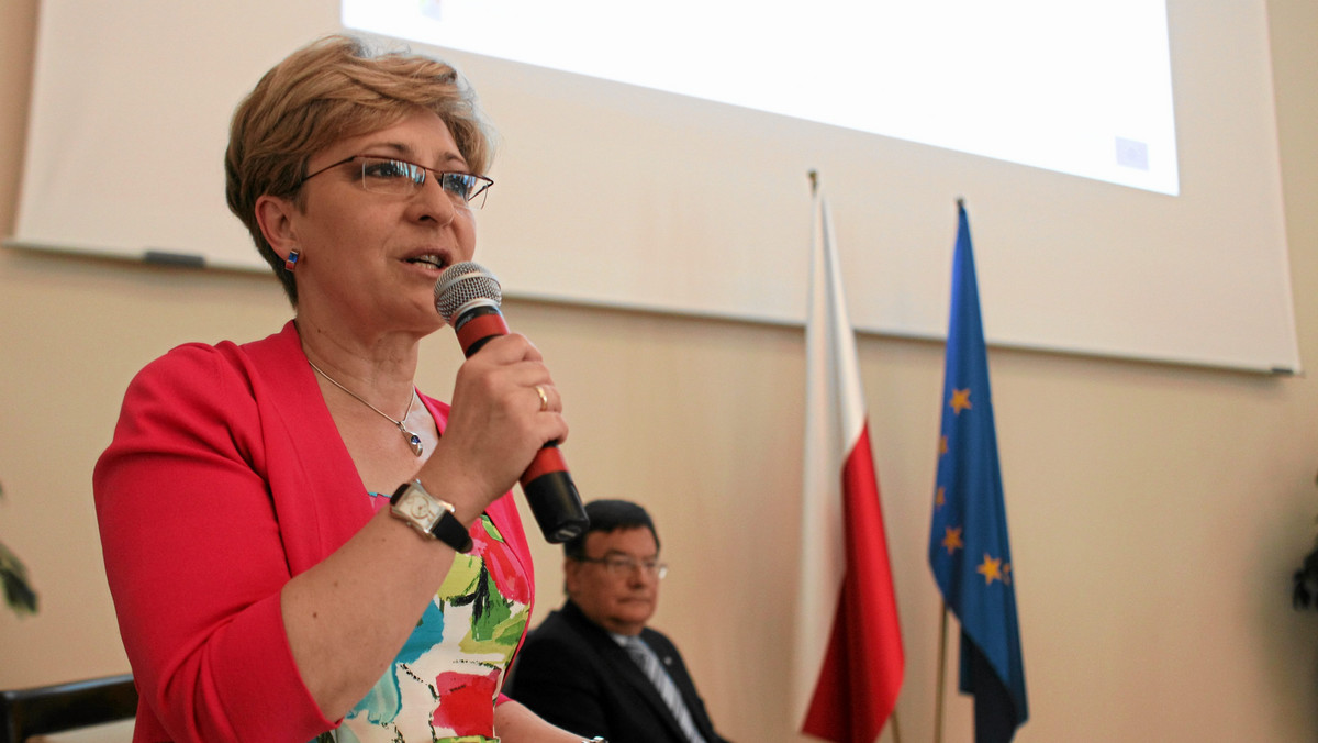 Elżbieta Radziszewska (PO) została we wtorek wybrana na szefową sejmowej Komisji ds. Służb Specjalnych. Nowym wiceprzewodniczącym został Artur Dębski (RP).