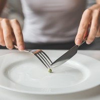 Étkezési zavarok: így vezethetnek visszafordíthatatlan korai klimaxhoz