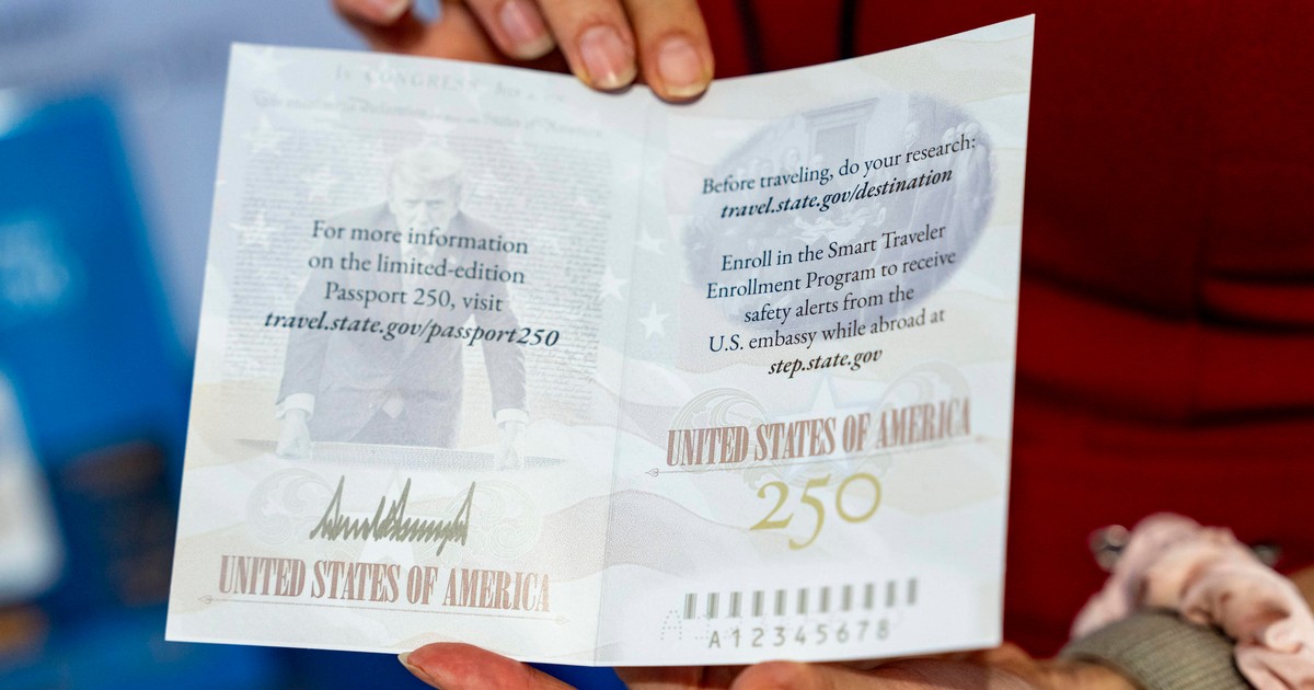 Paszporty z portretem Donalda Trumpa. "Zainteresowanie jest ogromne"