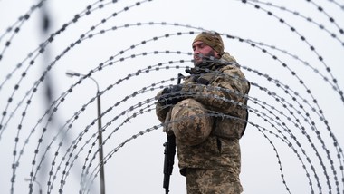 ukraina zadała rosji bolesne ciosy. drony uderzyły w okręt patrolowy i platformę wiertniczą na morzu kaspijskim