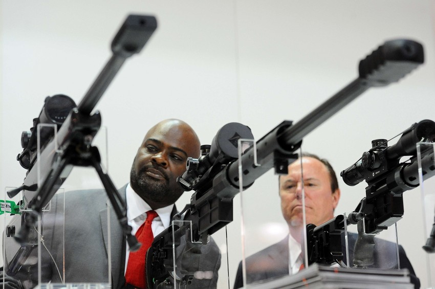 Zaljubljenici u oružje imaju priliku da diskutuju o novim dostignućima u toj oblasti