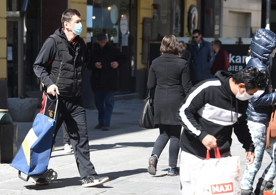 24 sata su doktori tražili osobe sa kojima je zaražena Nišlijka bila u kontaktu