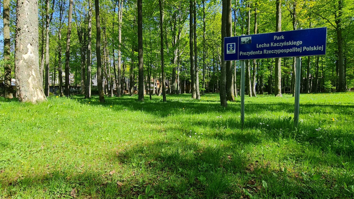 Zakopane. Park im. Kaczyńskiego straszy. "Najłatwiej spotkać tu kloszardów"