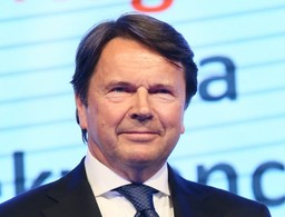 Zbigniew Jakubas: Najpierw zdejmijcie nam kajdany