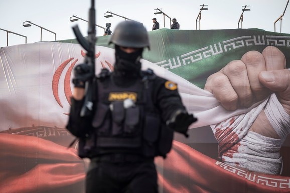 OVO JE 15 TAČAKA Amerika poslala Iranu plan za okončanje rata na Bliskom istoku, evo šta Teheran GUBI I DOBIJA