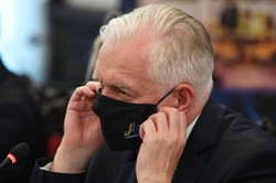 Porozumienie podjęło decyzję. Pozostanie w koalicji, jeśli...