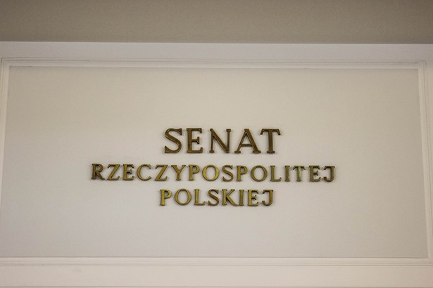 Senat jednogłośnie przyjął ustawę o obronie ojczyzny bez poprawek