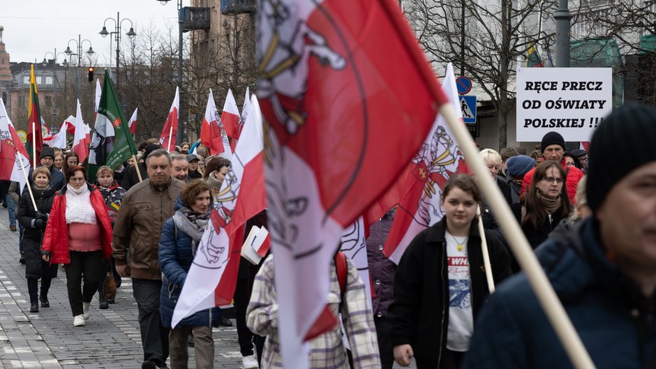 Polacy protestują na Litwie. Nie chcą ograniczenia nauki języka polskiego