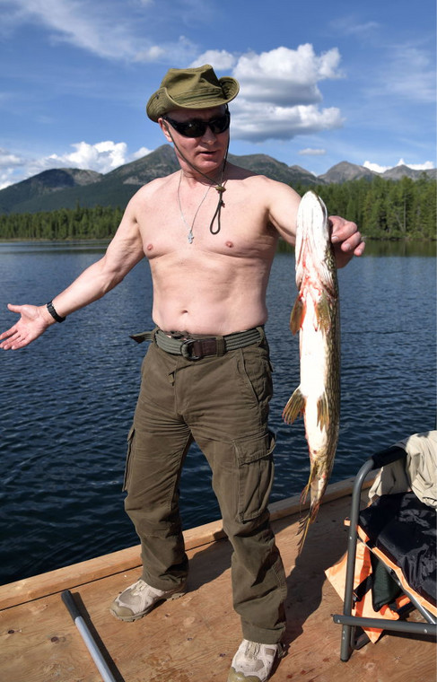 Vladimir Poutine en vacances de pêche (05/08/2017)