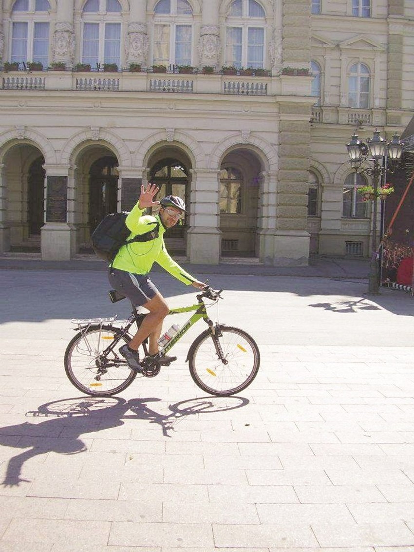 Čangor Kasa na biciklu koji mu je ukraden