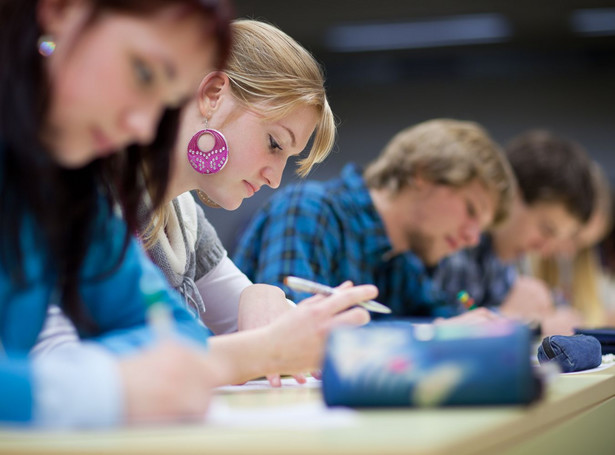 Ponad 360 tys. uczniów przystępuje do egzaminu gimnazjalnego. Dziś test z wiedzy humanistycznej