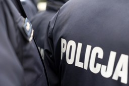 nękali bezdomnych. policjanci wydaleni ze służby