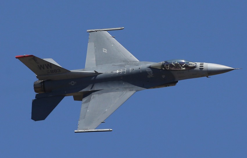 F-16
