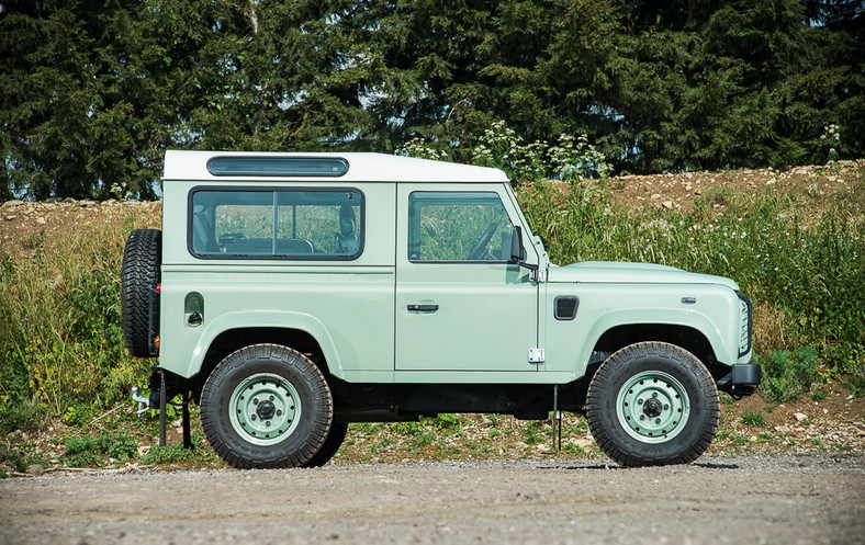 Land Rover Defender Heritage