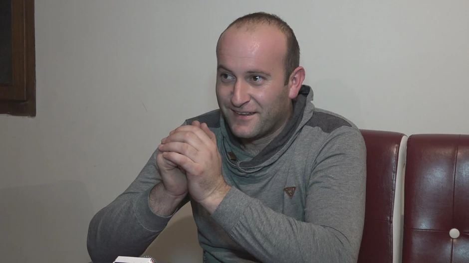 Dejan kaže da je posle porođaja Katarina sama izašla iz auta i krenula ka porodilištu