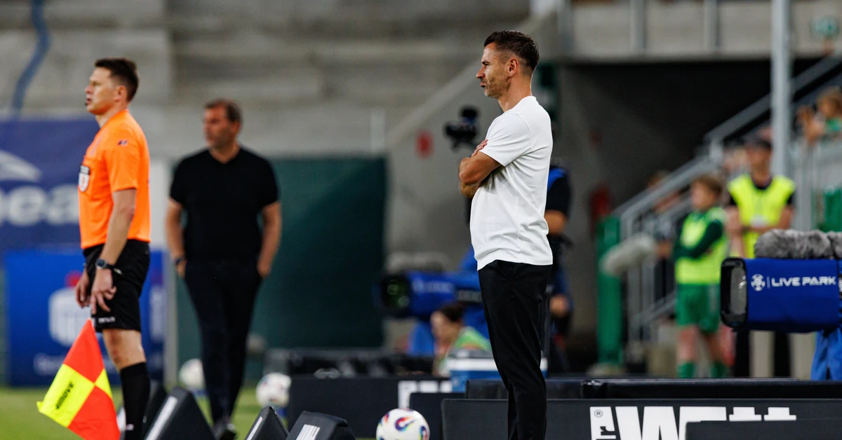 Pogoń Szczecin zwolniła trenera. Robert Kolendowicz wylądował na bruku