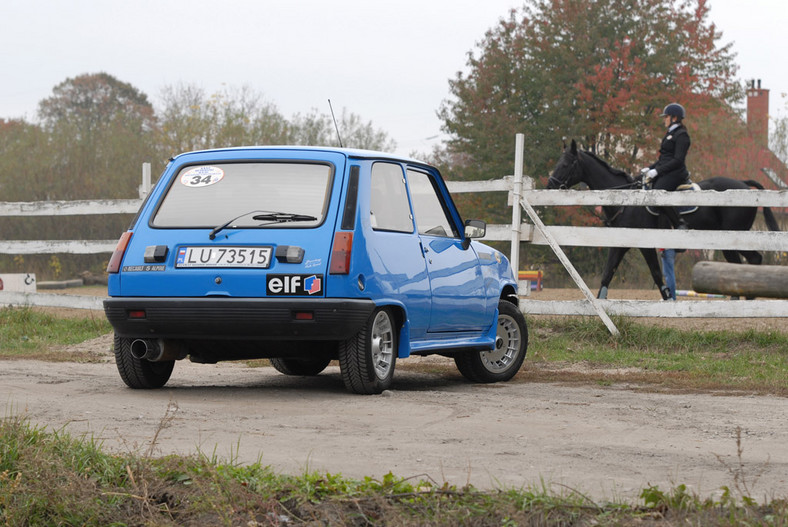 Renault 5 Alpine: Dziadek hot hatchy