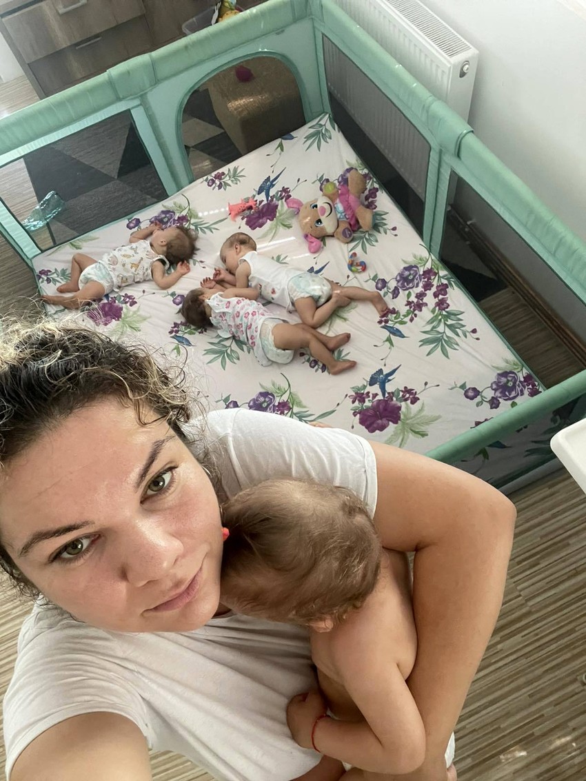 Marija Gaćeša sa decom