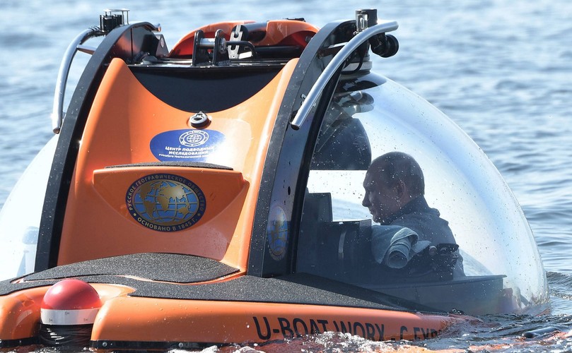 Władimir Putin w batyskafie