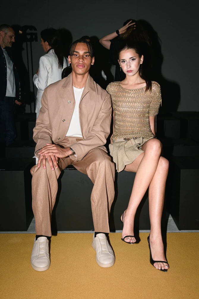 Erik Grimaldi sa devojkom 