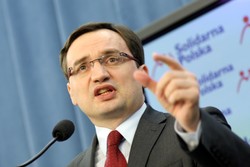 Kaczyński i Ziobro będą przesłuchani? "To straszenie PiS-em"