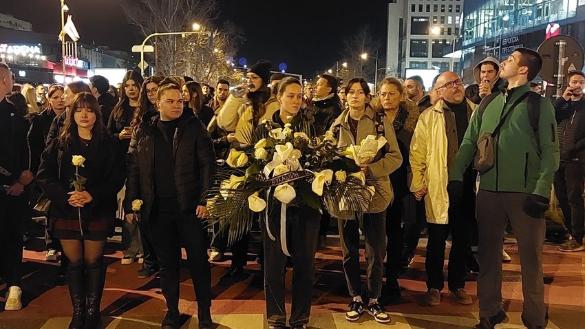 Komemorativna šetnja zbog 16. žrtve u padu nadstrešnice u Novom Sadu