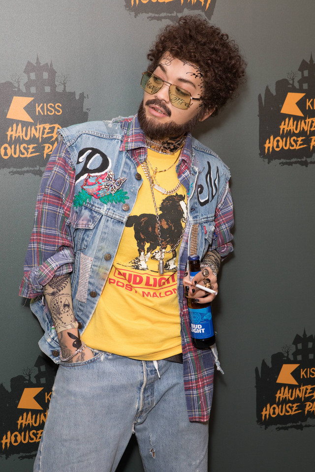 Rita Ora jako Post Malone na Halloween