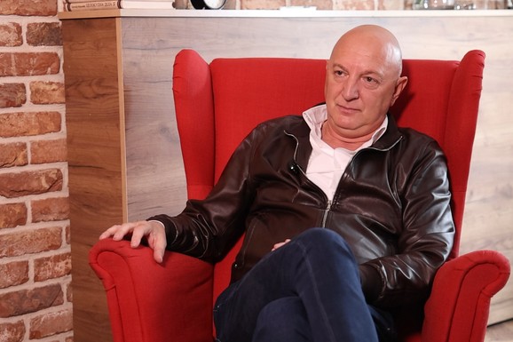 (VIDEO) MUZIČKI MAG OTKRIO TAJNE ESTRADE Endži progovorio o Prijovićki, Džeju, Saši Popoviću, Lukasu: "Svi to gledaju kroz novac"