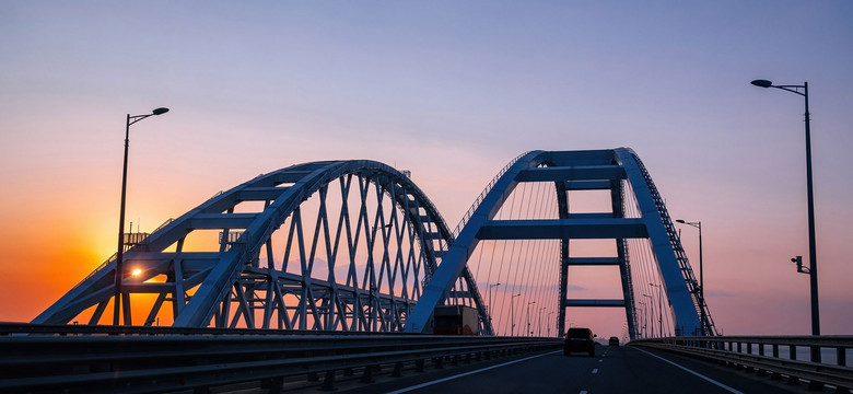 Ukraina przygotowuje się do zniszczenia mostu krymskiego. Podano termin