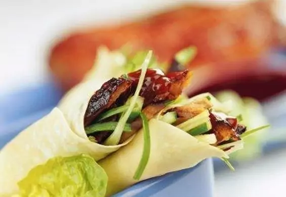 Kaczka po pekińsku – orientalny smakowych na twoim stole!
