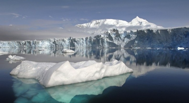 Antarctica's ice sheet contains 90 percent of the world's fresh water