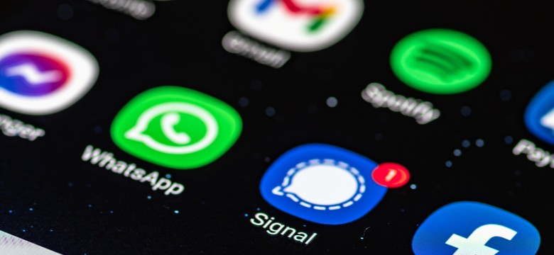 "NYT": FSB ma nowe narzędzia inwigilacji. WhatsApp i Signal nie są już bezpieczne?