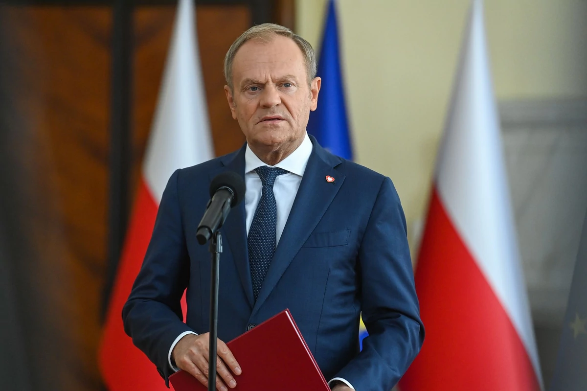  Tusk zaprasza na przedwyborczy wiec. Spotkajmy się, by tego nie stracić