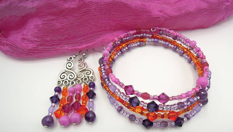 Besonders beliebter Armschmuck von Swarovski im Vergleich