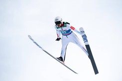 Turniej Czterech Skoczni. Trzech Polaków w drugiej serii, prowadzi Japończyk