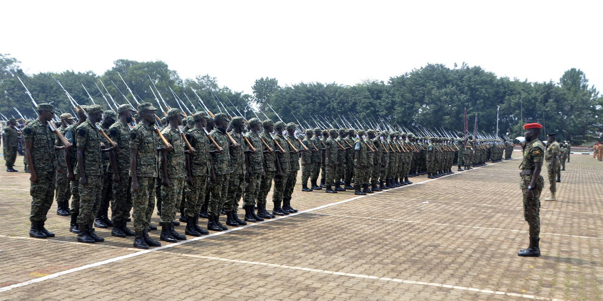 Polskie firmy zbrojeniowe podpisały fałszywe kontrakty z ugandyjską armią.