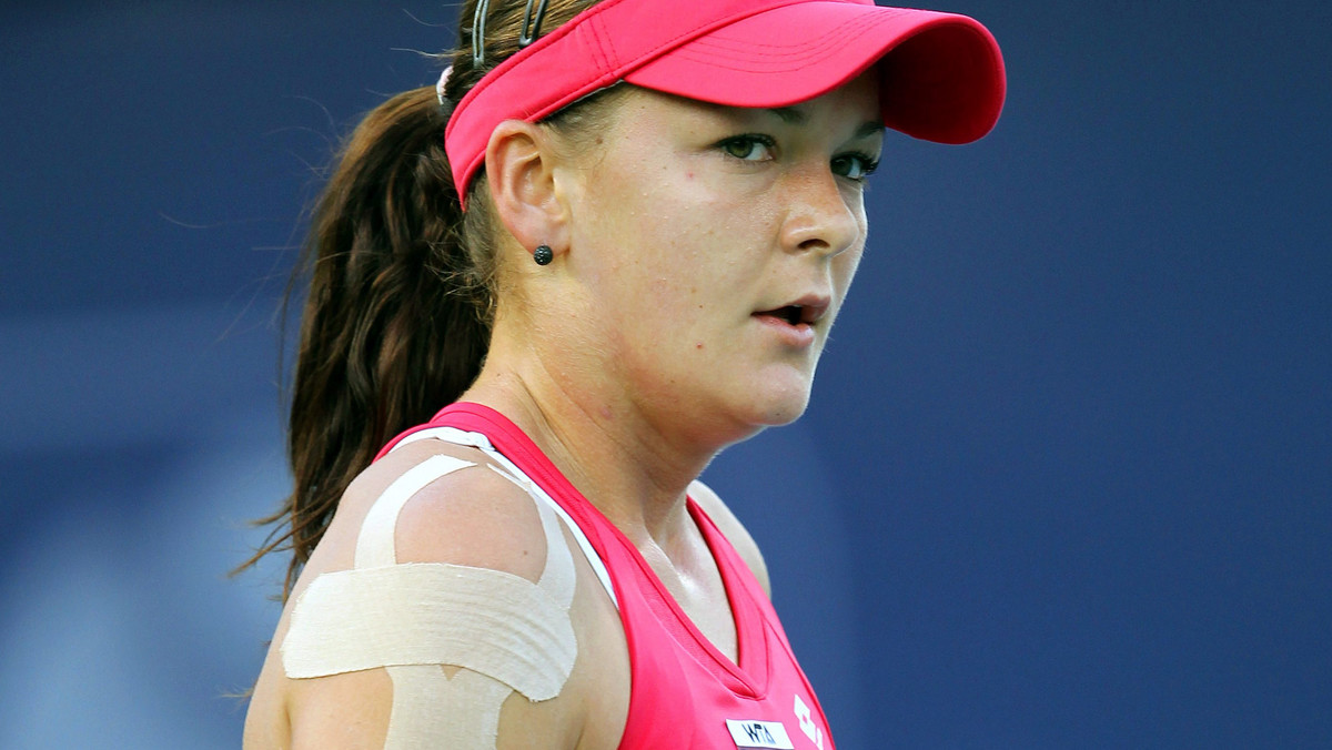 Agnieszka Radwańska awansowała do finału turnieju WTA rangi Premier w Dubaju. Polka w półfinale pokonała Serbkę Jelenę Janković 6:2, 2:6, 6:0.