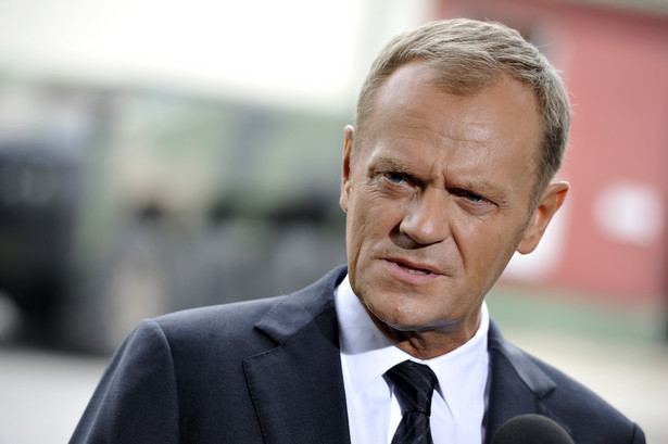 Tusk, mistrz obietnic