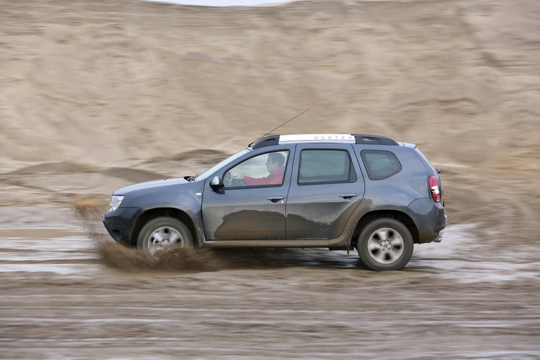 Dacia Duster, trakcja