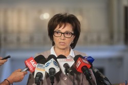 PiS zapowiada zmiany w ustawie o in vitro: Po wyborach ją poprawimy