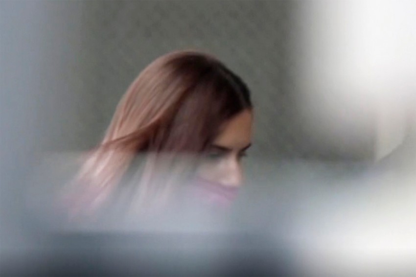 Kristina Cimanovska ulazi u poljsku ambasadu u Tokiju