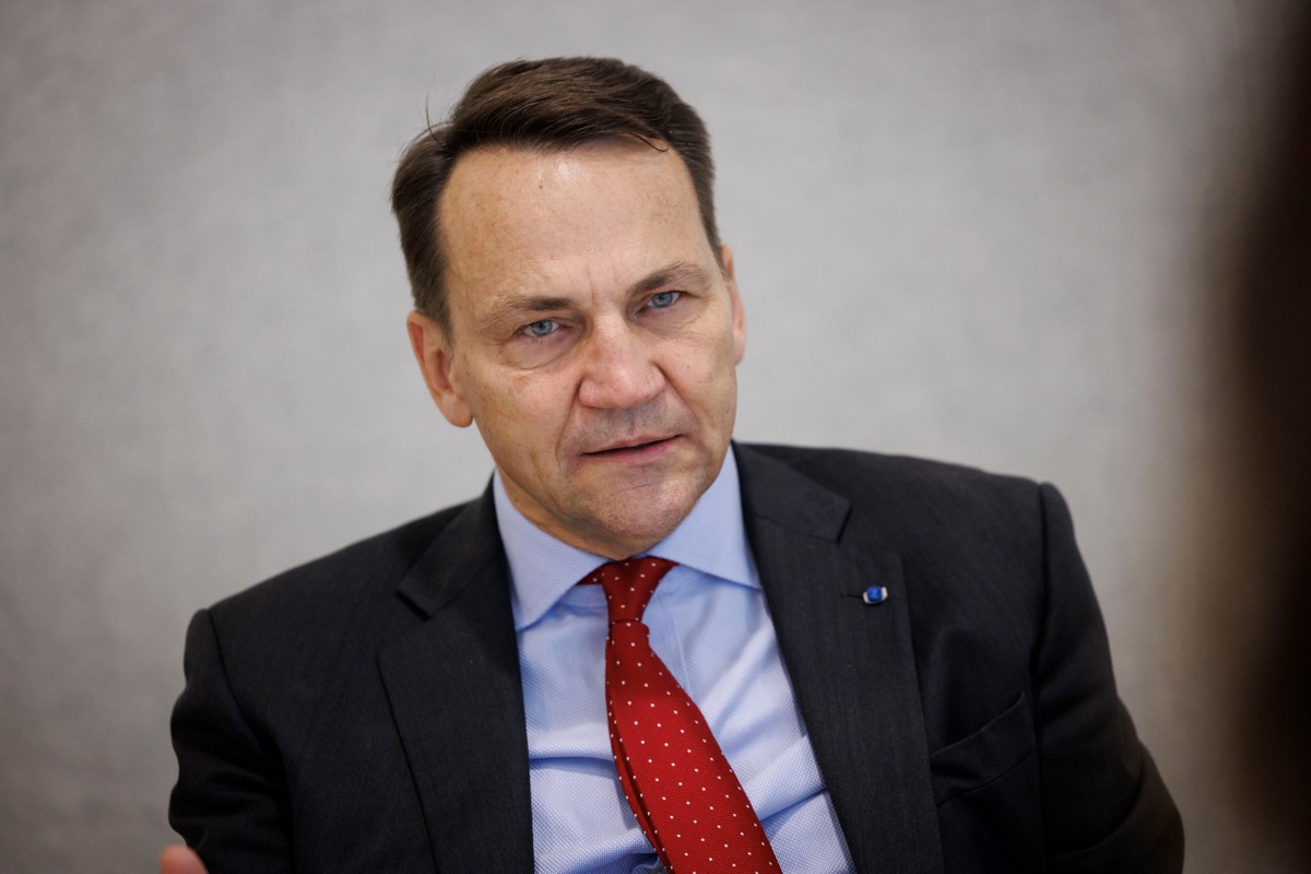 Radosław Sikorski zamyka rosyjski konsulat w Polsce